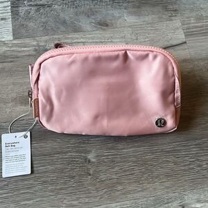 Lululemon Everywhere Belt Bag 1L - Pink Pastel - NWT - Same Day Shipping 🎉🚀